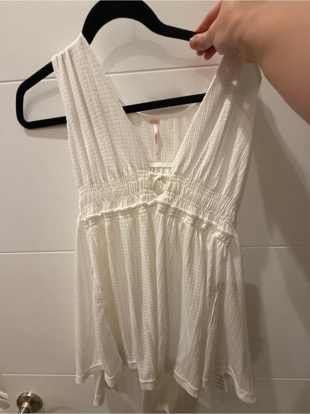 NWT Free People Ivory Sleeveless Babydoll Tank Top – Size Medium